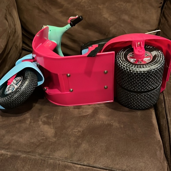 Our Generation Doll Scooter Moped - Picture 9 of 9